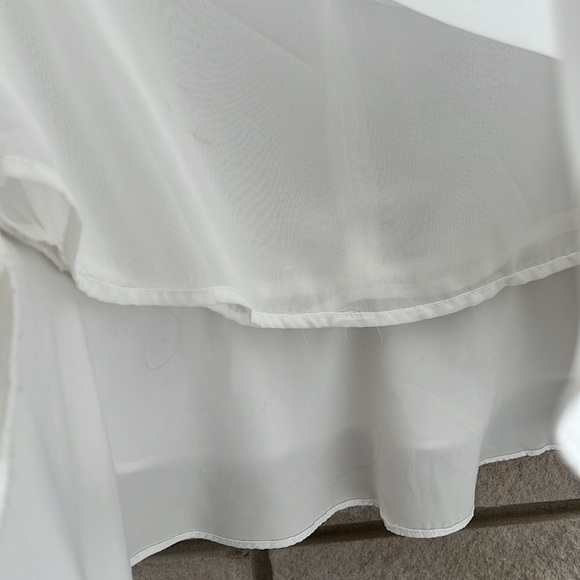 Dex The Suit Shop White Tiered Ruffled Blouse Sz XS - Picture 6 of 9